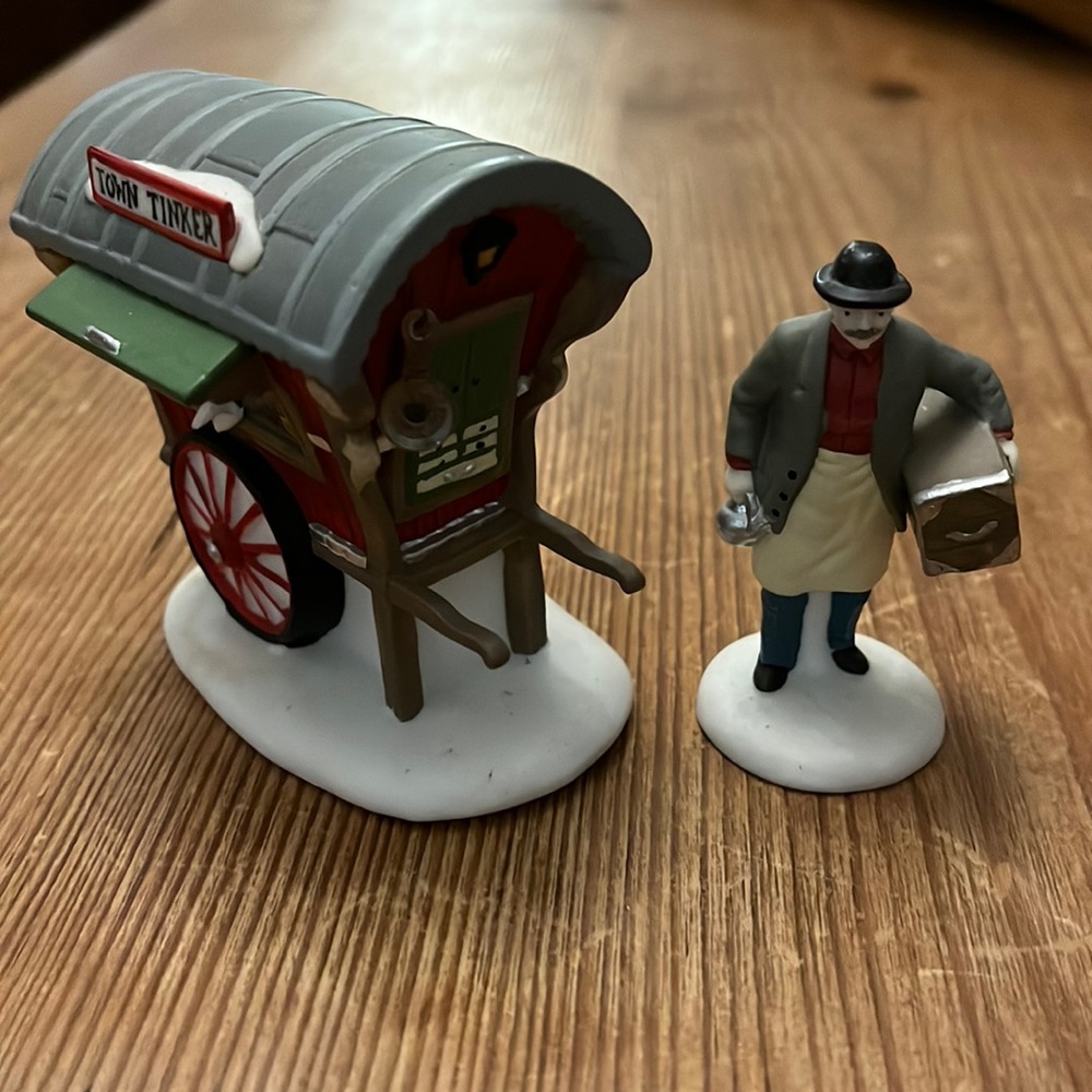 Dept. 56 “Town Tinker” set of 2 hand painted porcelain accessories